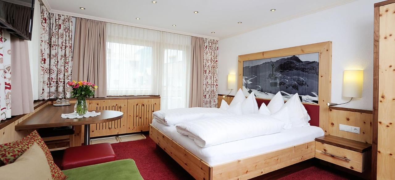 Hotel Kristall B&B Ischgl Kültér fotó